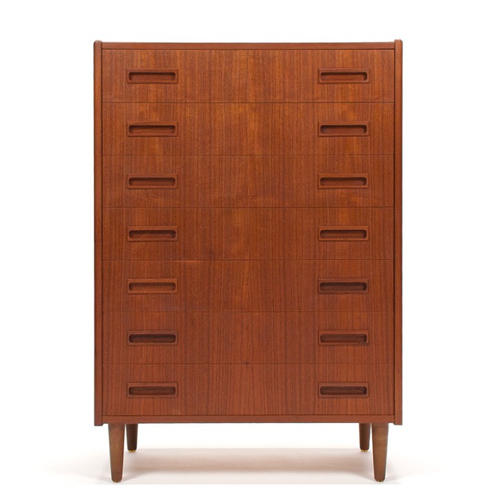 P. Westergaard Møbelfabrik chest of drawers with 7 drawers in