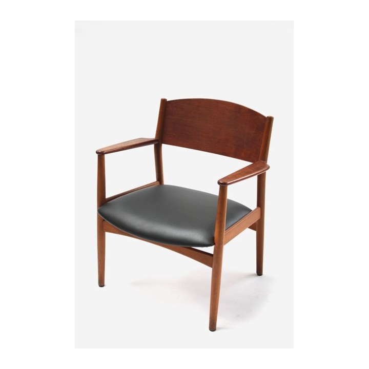 Danish low chair in teak - Retro Studio