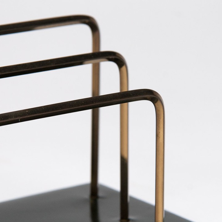 Briefhouder vintage model in Jacques Adnet stijl