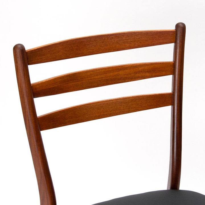 Set of Mid-Century teak chairs with high backrests