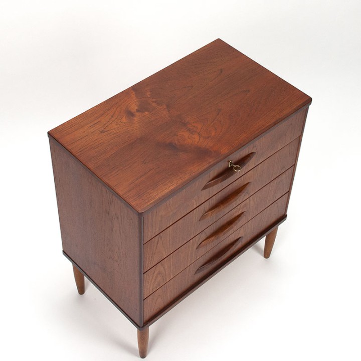 Mid-Century teakhouten ladekast met 4 ruime lades