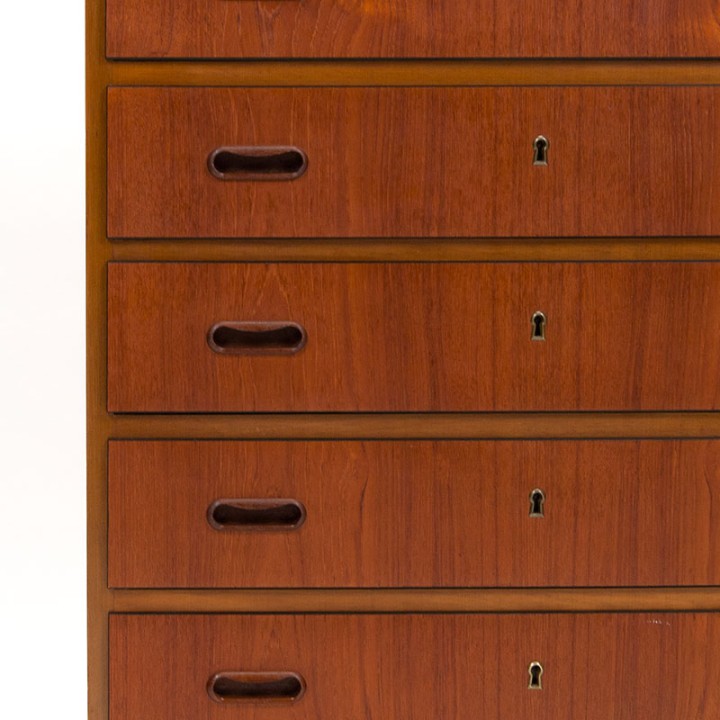 Deense vintage ladekast met 6 lades met slotjes