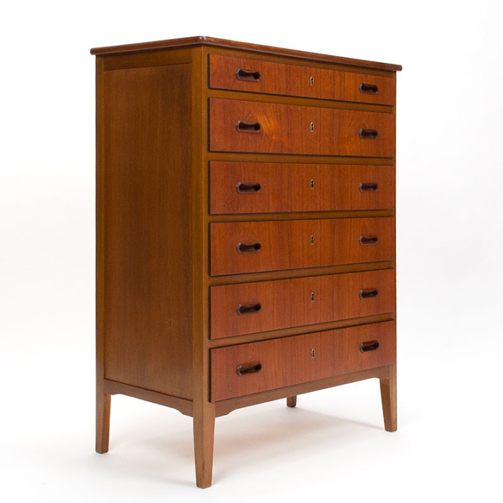 Danish vintage chest of drawers with 6 lockable drawers