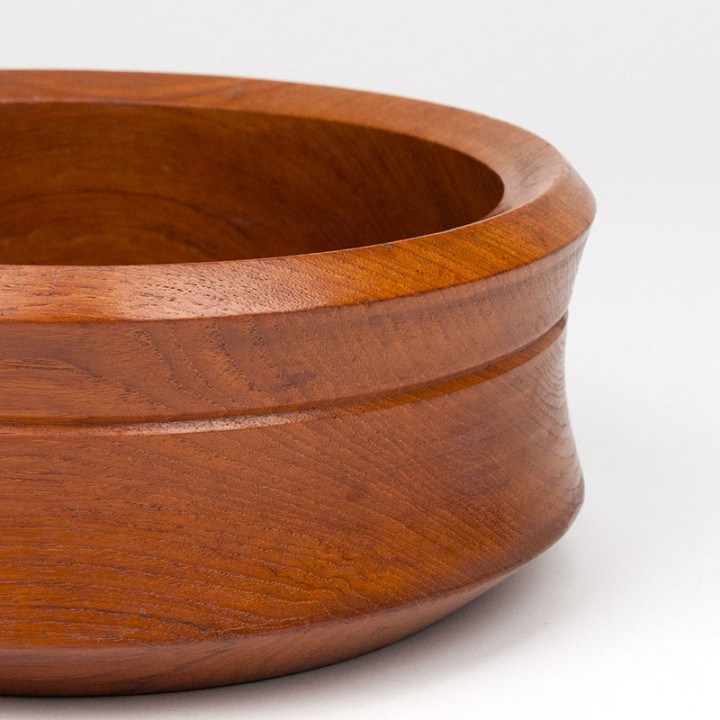 Groot model dikwandige vintage schaal in teak