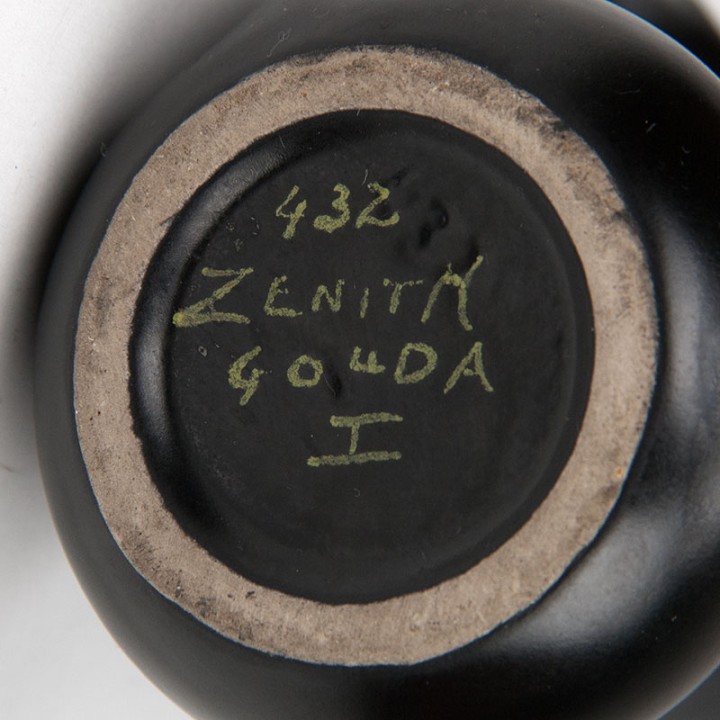 Zenith Gouda model 432 vintage vaasje