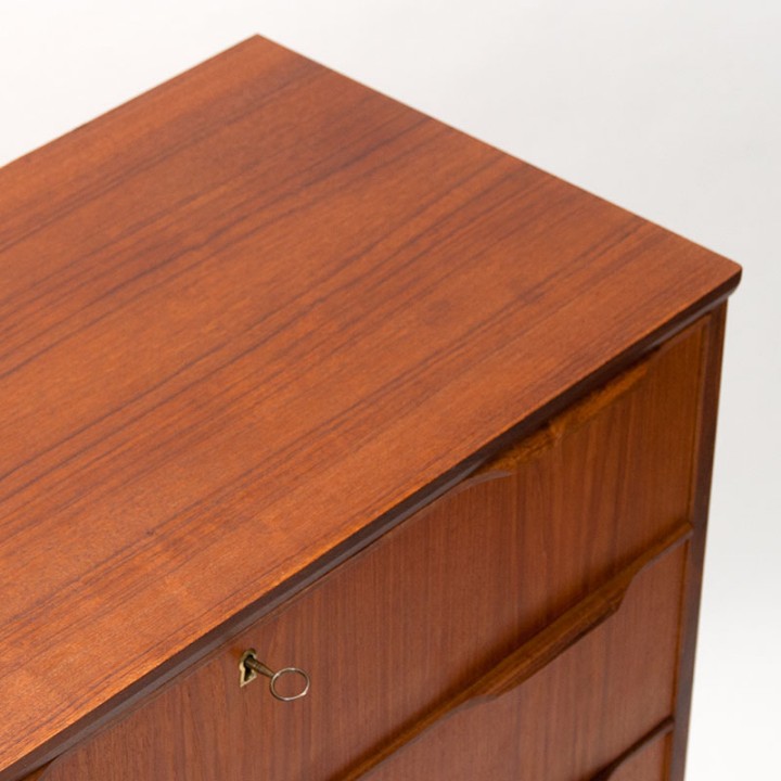 Mid-Century teakhouten Deense Esjing Møbelfabrik ladekast