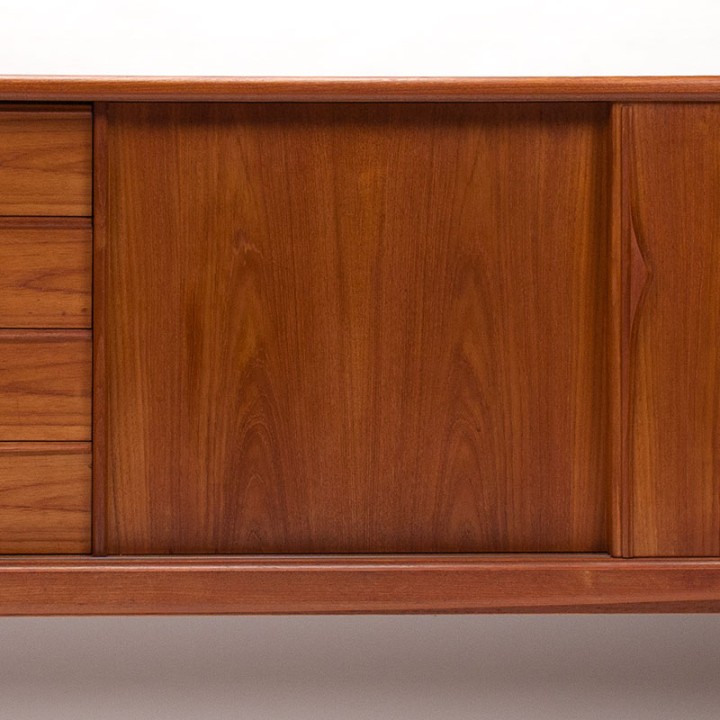 XL Mid-Century dressoir model RT272 ontwerp Heinrich Riestenpatt