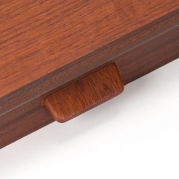 Poul M. Volther Mid-Century design set zwevende wandkastjes
