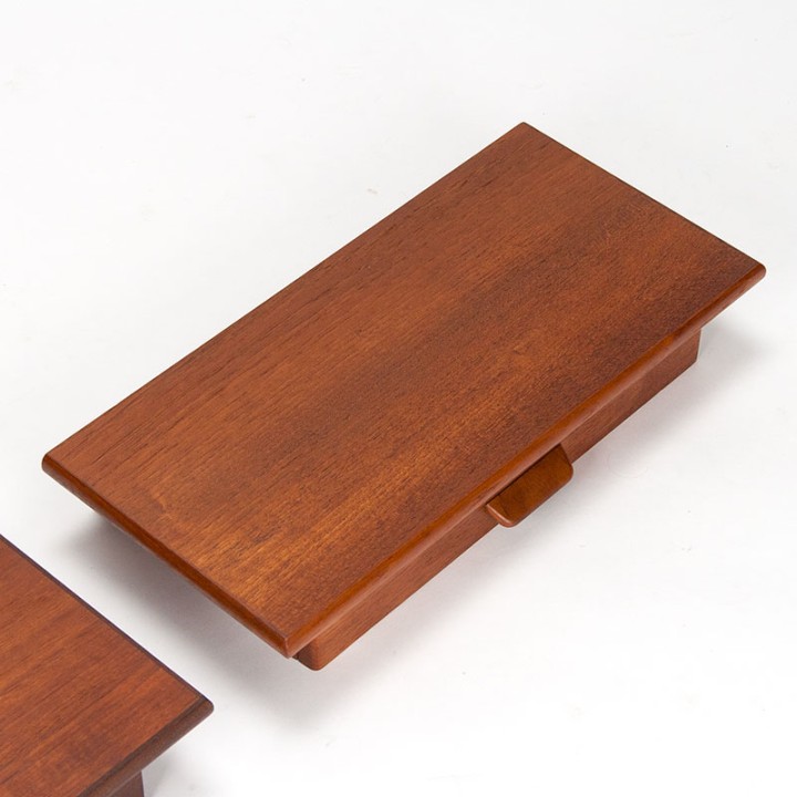 Poul M. Volther Mid-Century design set zwevende wandkastjes