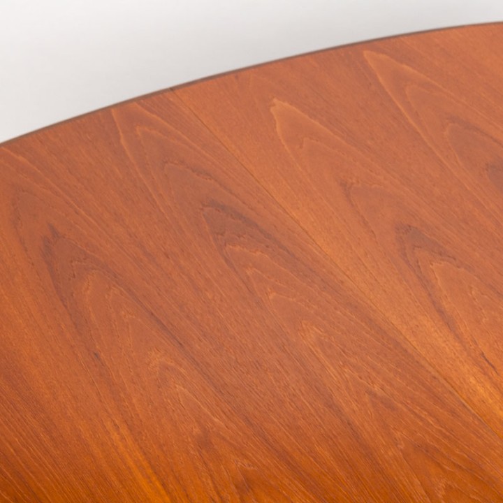 G-Plan Fresco Mid-Century oval extending dining table