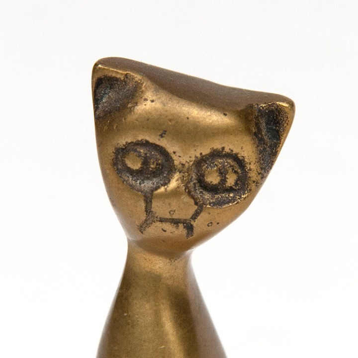 Small Mid-Century cat figurine