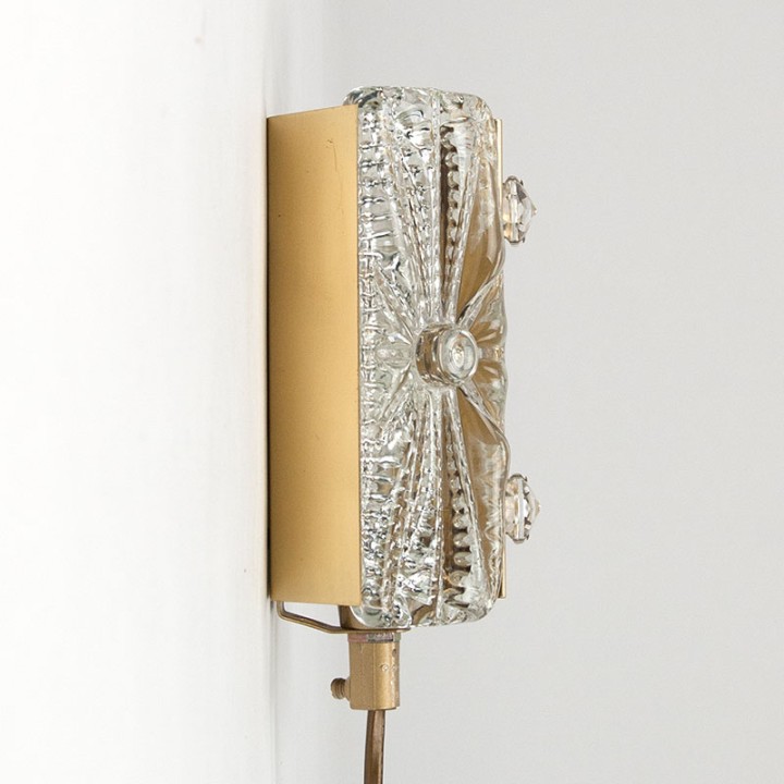 Danish Mid-Century brass wall lamp by Vitrika