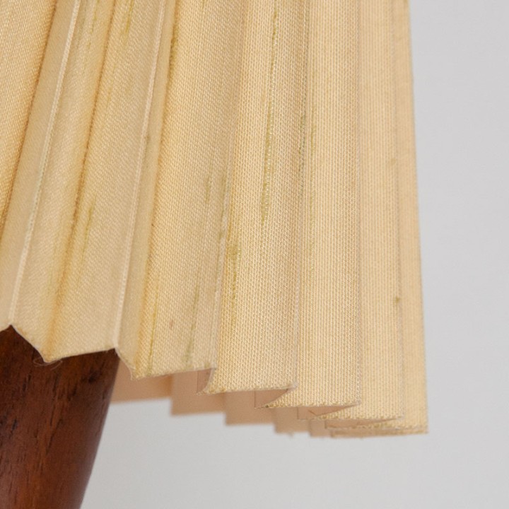 Mid-Century Scandinavische wandlamp met bijzonder armatuur