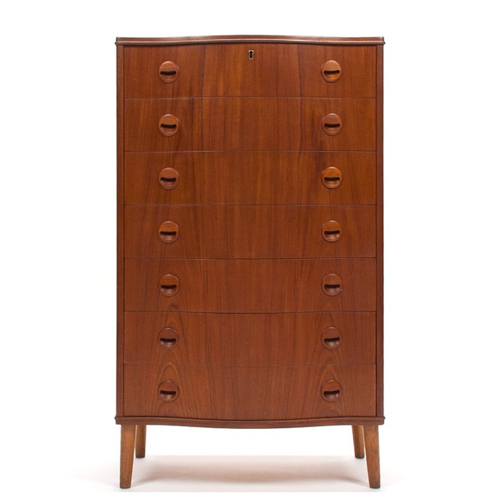 Luxury Danish Mid-Century teak chest of drawers with 7 drawers