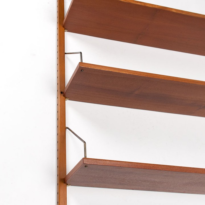 Mid-Century teakhouten wandsysteem/ boekenplanken