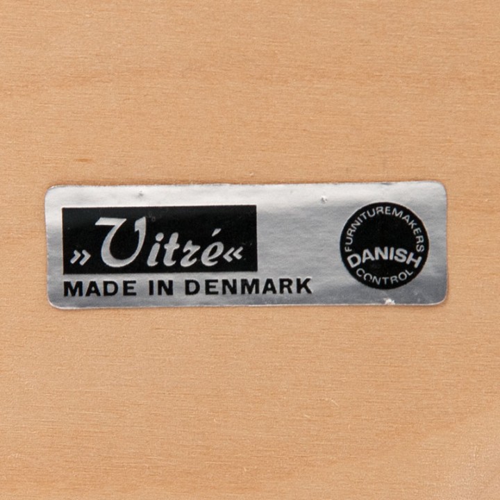 Small-model Danish Mid-Century chest of drawers by Vitré