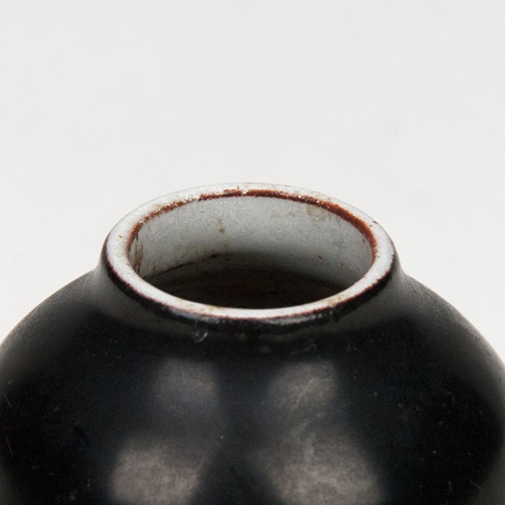 Miniature Ravelli vase model 2