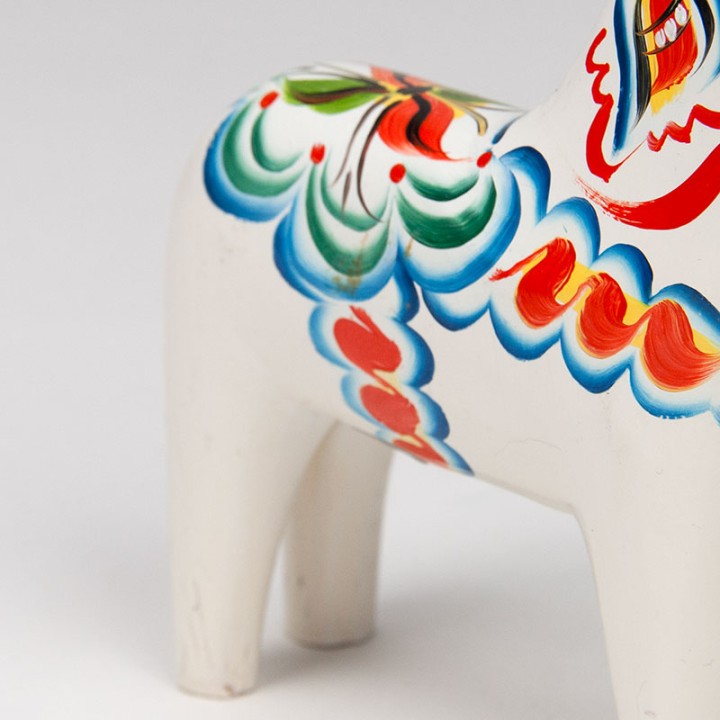 Nils Olsson Swedish vintage white Dala horse