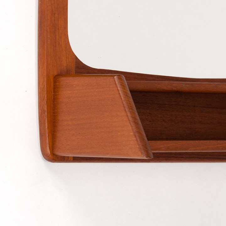Mid-Century teakhouten Deense spiegel met open vakje