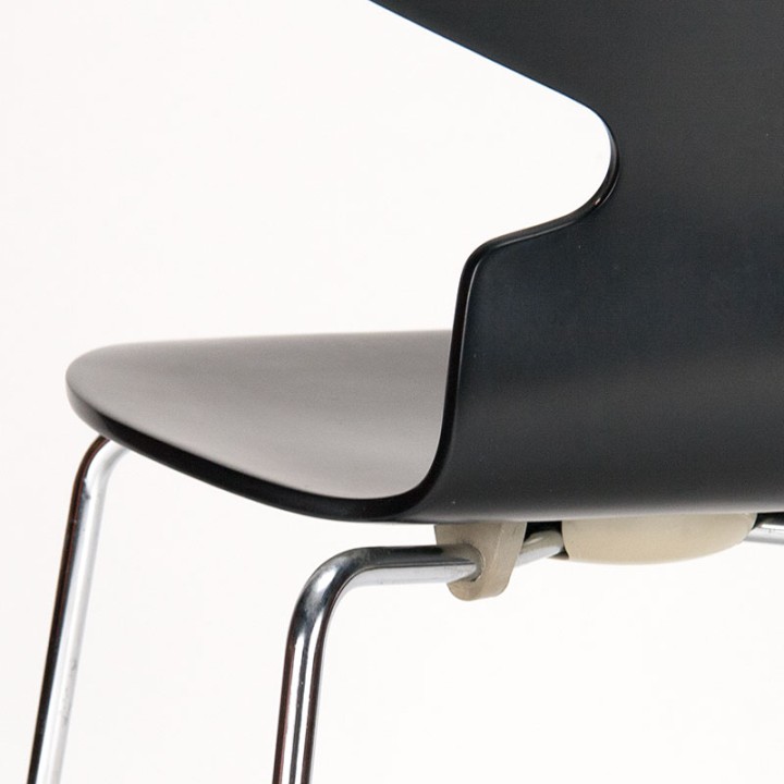 Vintage Ant chair designed by Arne Jacobsen
