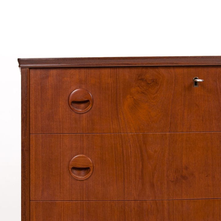 Ladekast Deens design in teak met ronde greepjes