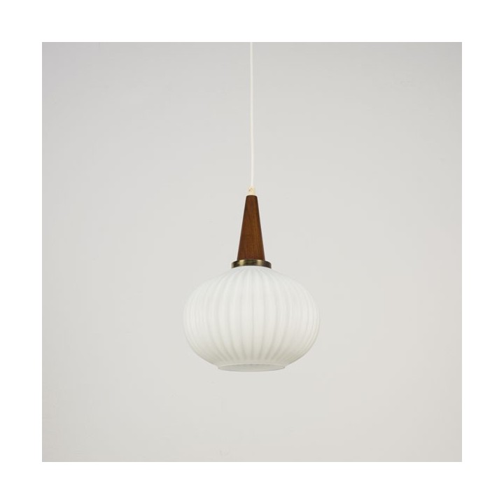 Hanglamp in Scandinavische stijl nr. 2 - Retro Studio