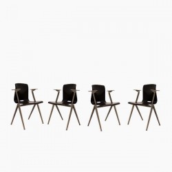 Set van 4 industriële stoelen