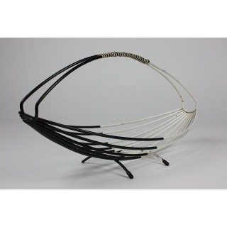 Fruit plate black and white from the 1950s - Retro Studio