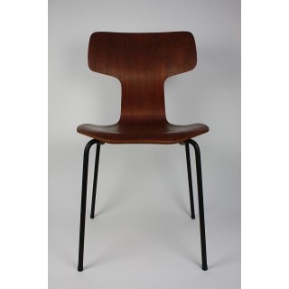Arne Jacobsen Grand Prix stoel 3130 - Retro Studio